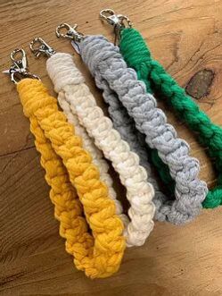 HLY-H8 Macrame Keychain