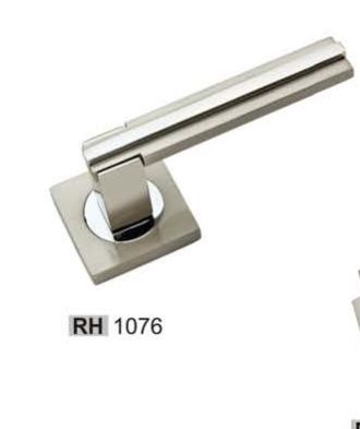 RH-1076 Brass Rose Door Handle