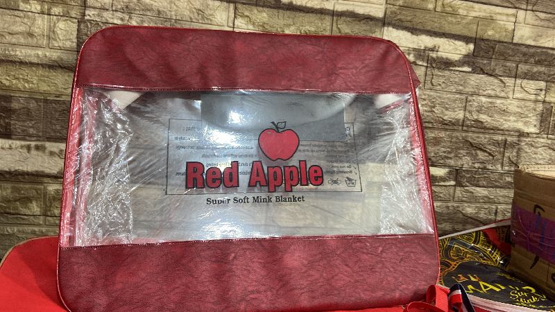 Red Apple Double Bed Blanket Bag