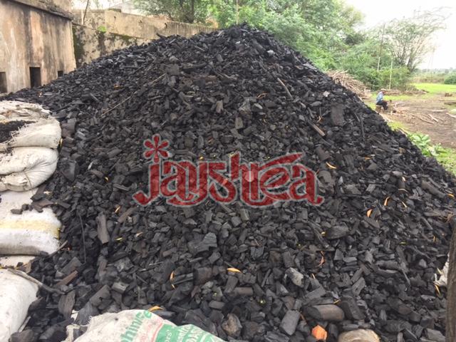 Hardwood Charcoal 01