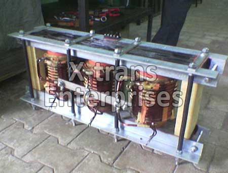 Three Phase to Single phase Transformer 04