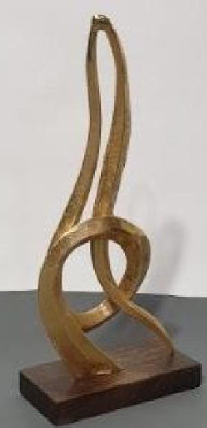 Aluminum & Wood Showpiece 03