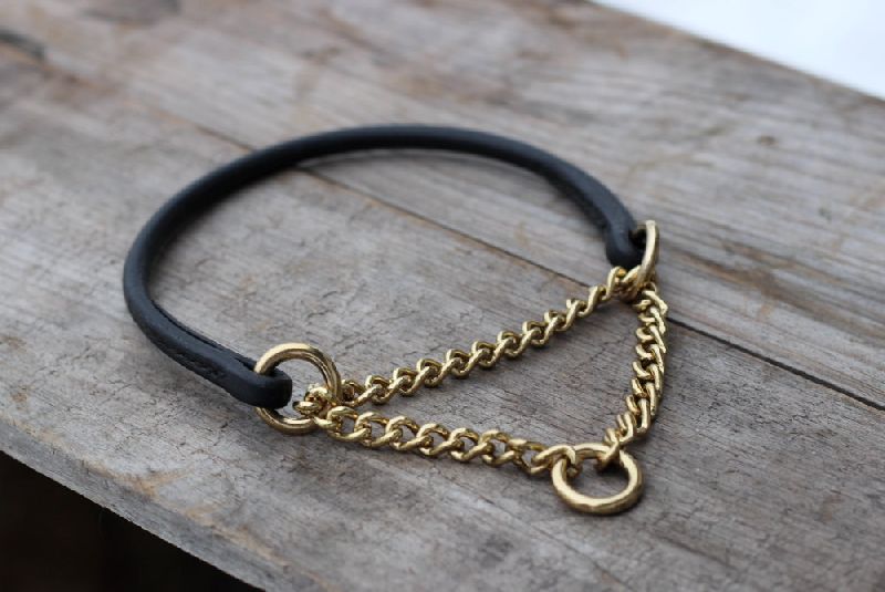 BRU-124 Leather Dog Collar