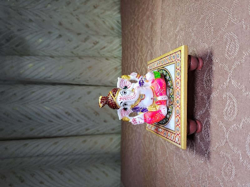 Big Pagdi Ganesh with Round Design Choki