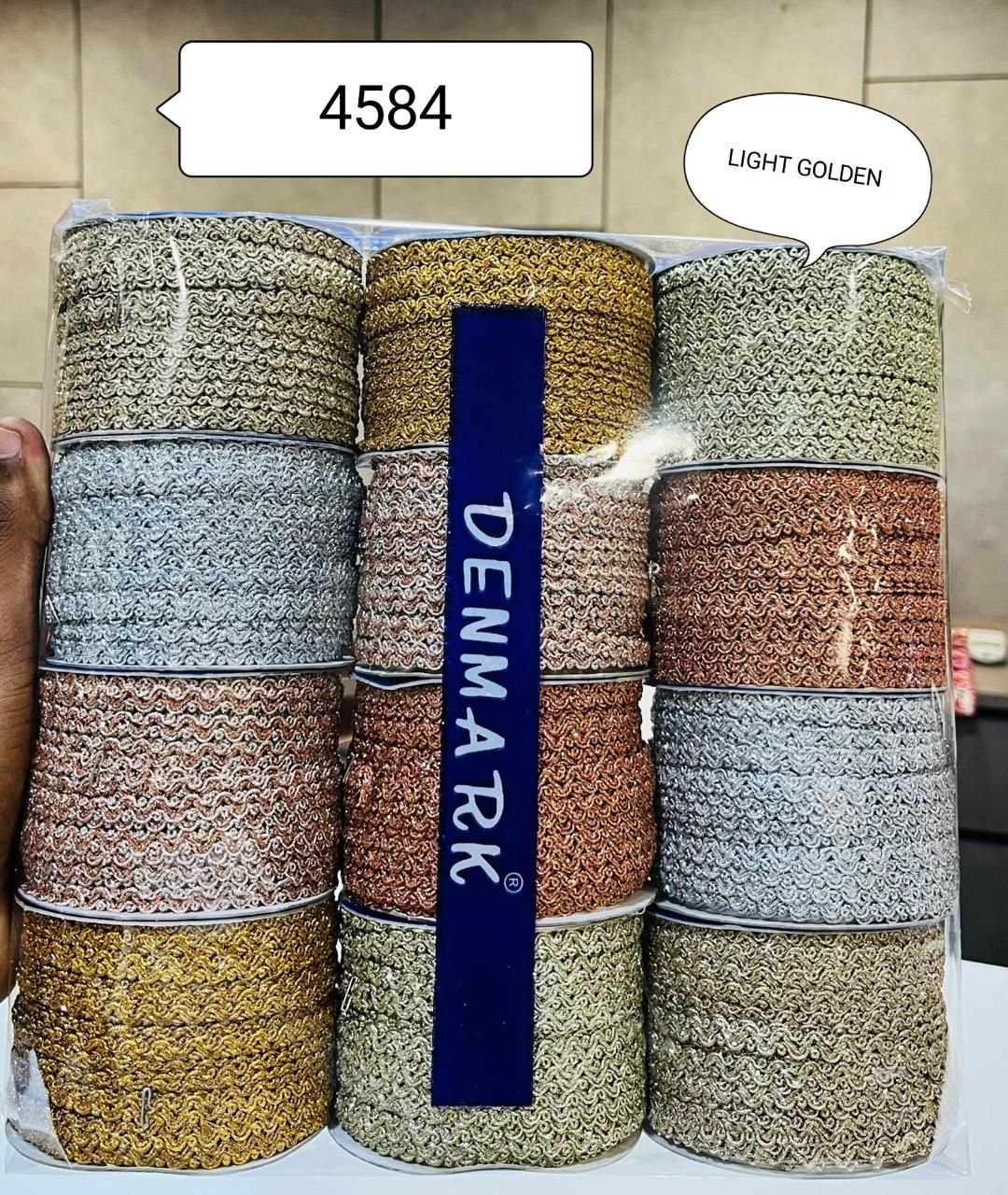 4584 Crochet Lace
