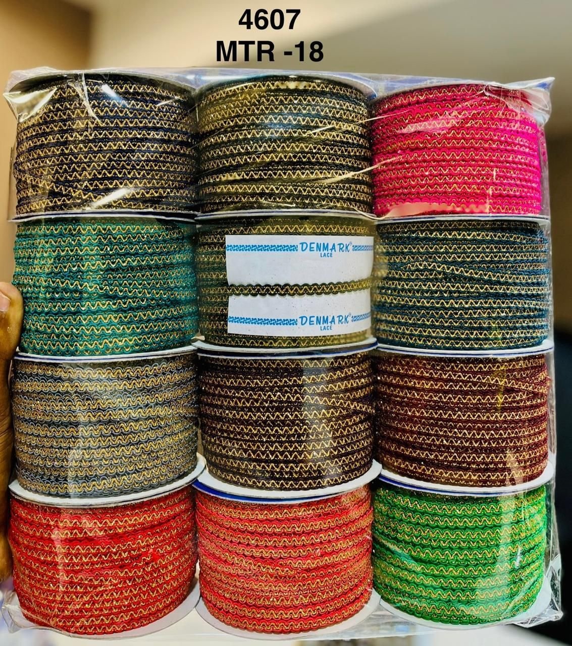 4607 Border Lace