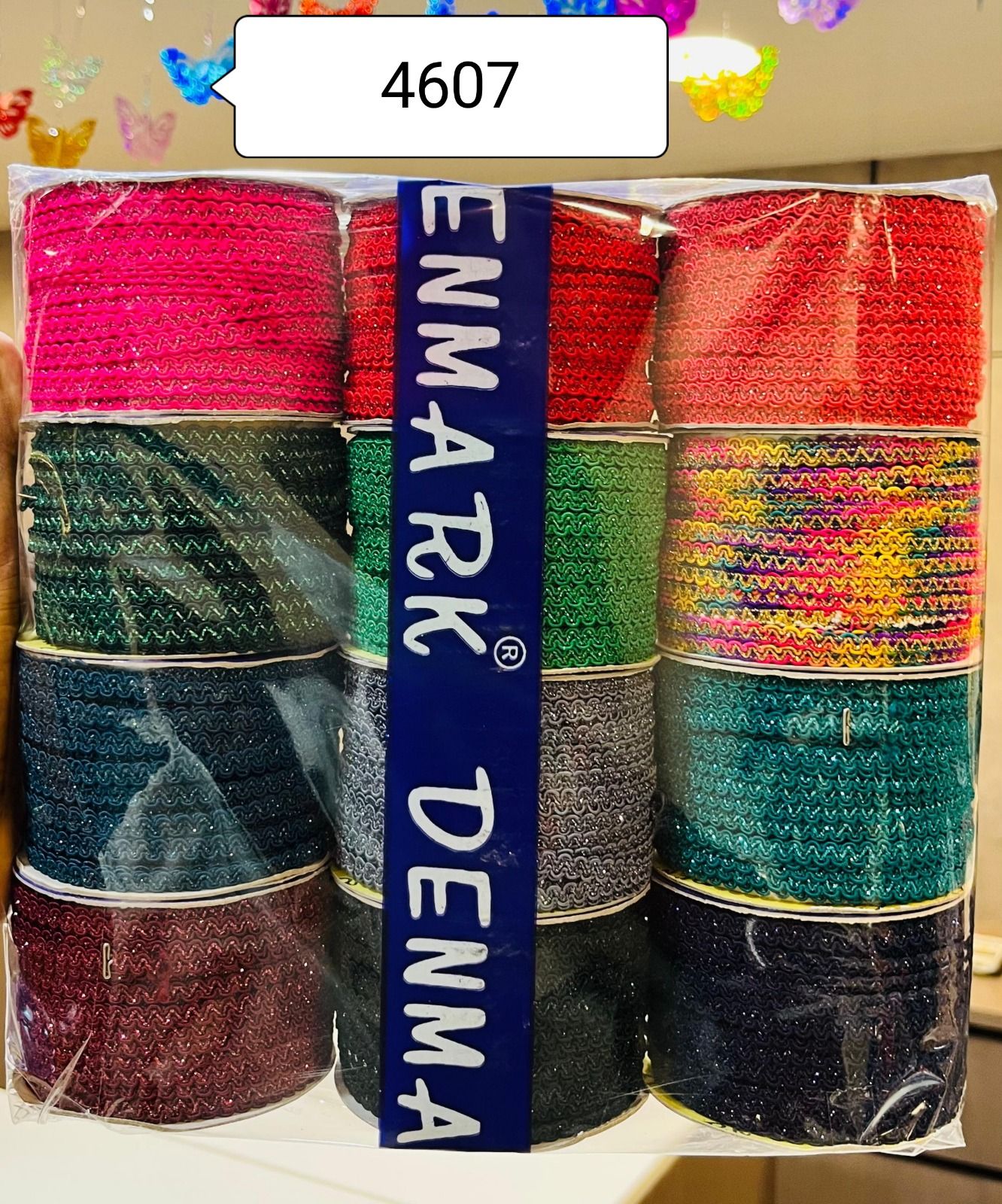 4607 Embroidered Lace