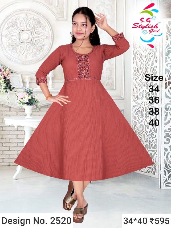 Des. No. 2520 Ladies Fancy Gown