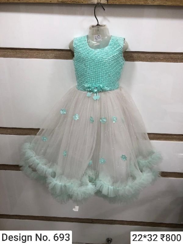 Des. No. 693 Girls Fancy Frock
