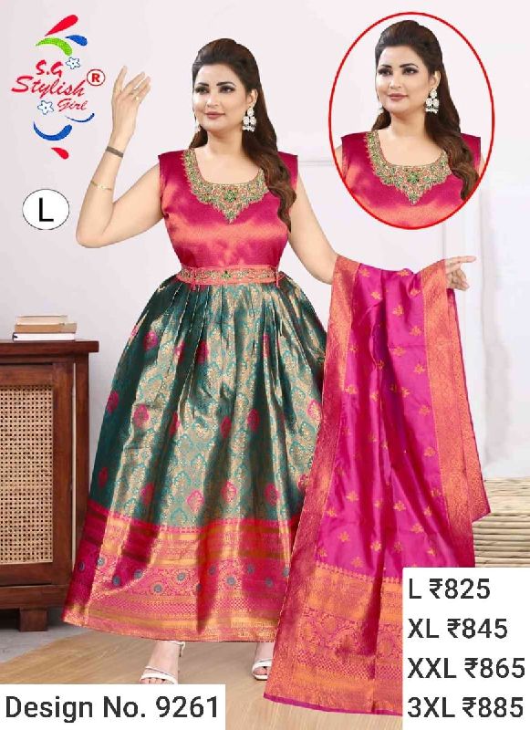 Des. No. 9261 Ladies Party Wear Gown