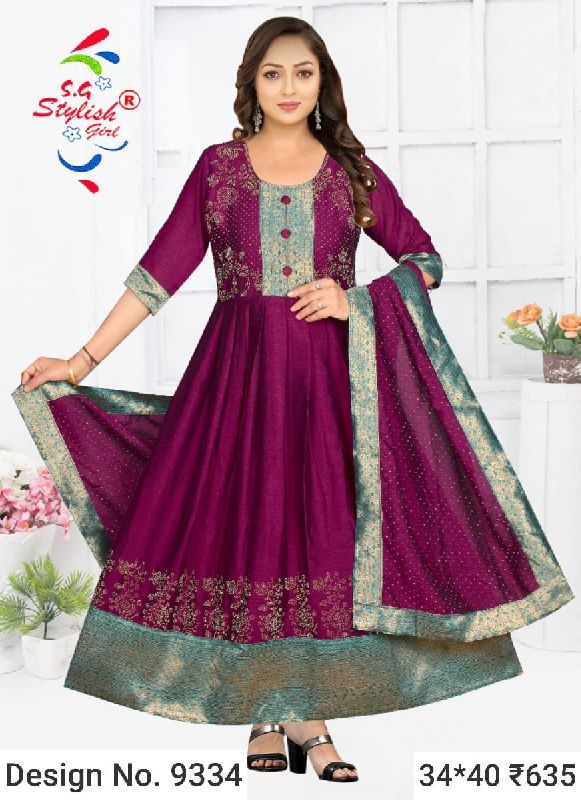 Des. No. 9334 Ladies Long Gown