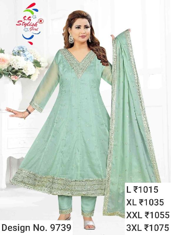 Des. No. 9739 Ladies Light Green Pant Suit