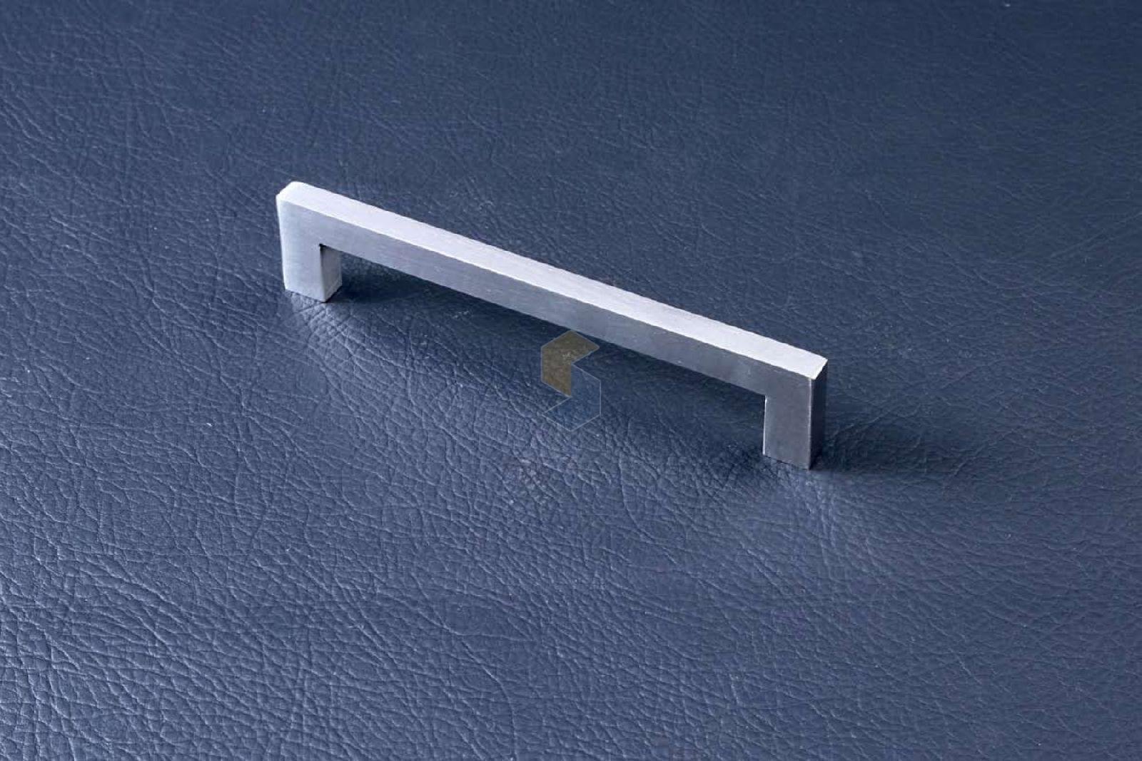 SC-002 Fancy Cabinet Handle