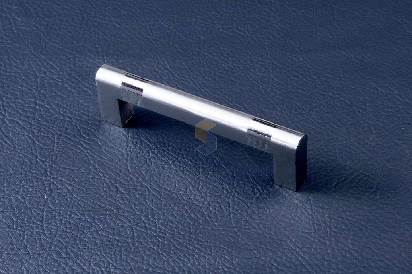 SC-018 Stylish Cabinet Handle