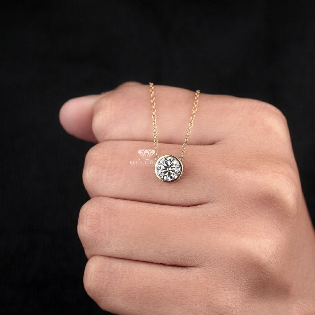 10K Gold Round Cut Diamond Pendant Necklace