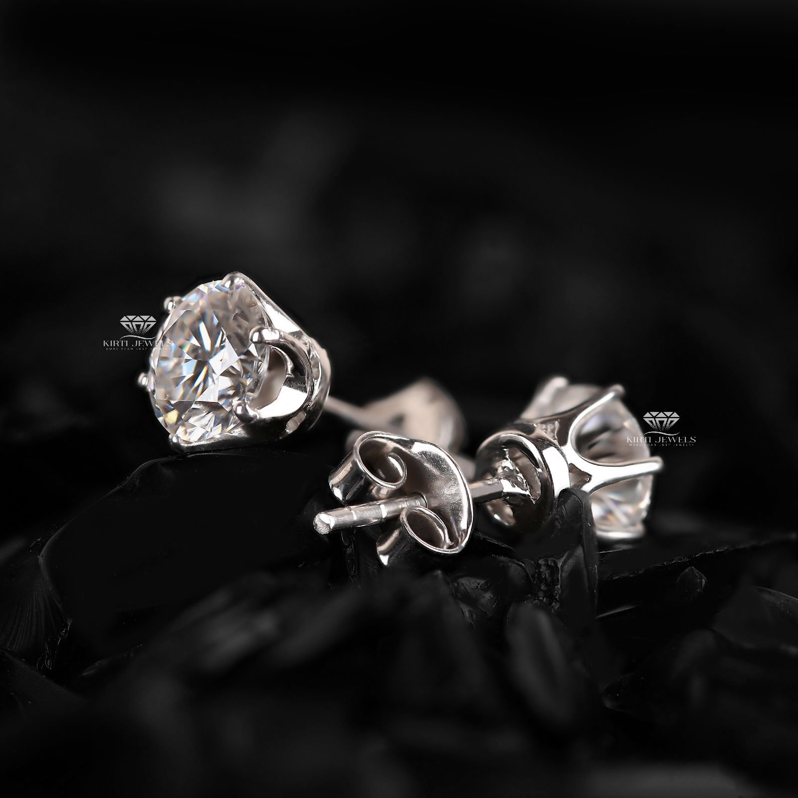 14K Gold RMDE16 Diamond Earrings