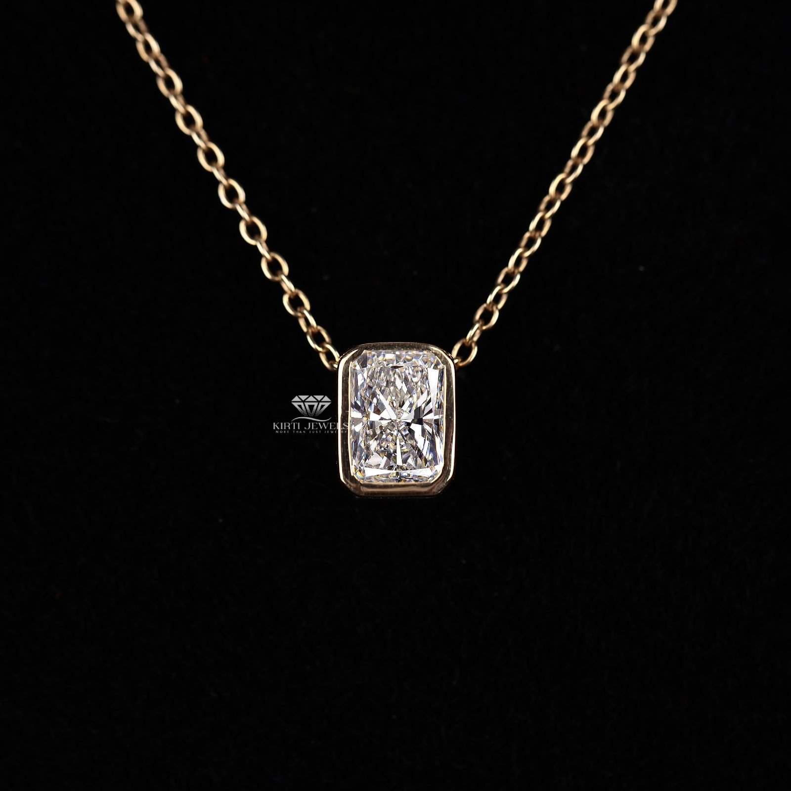 18K Gold Radiant Cut Diamond Pendant Necklace