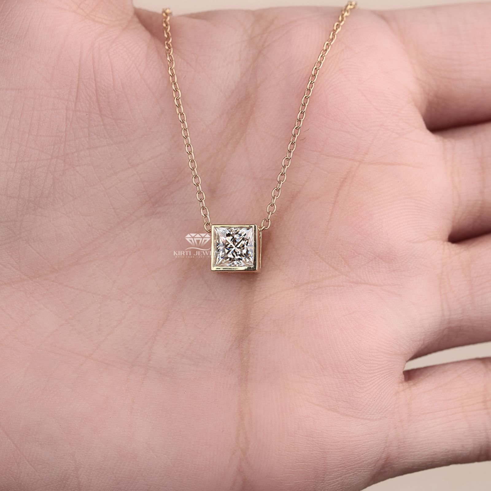 10K Princess Cut Diamond Pendant Necklace