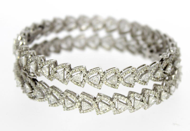 Diamond Bangles (DC-2191)