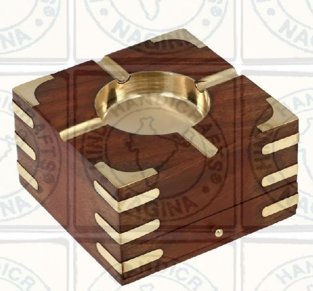 HHC134 Wooden Ashtray