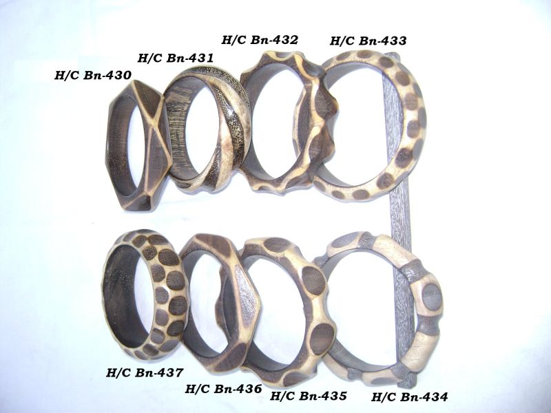 HHC141 Designer Wooden Bangle