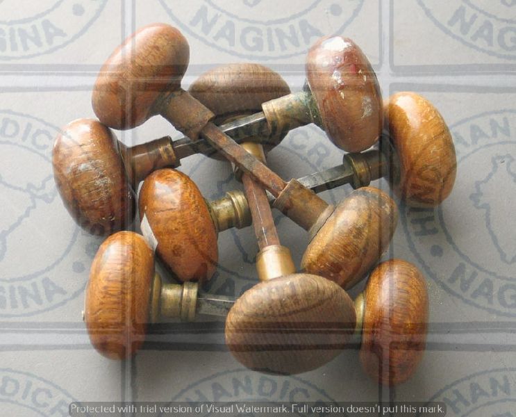 HHC184 Wooden Door Knob
