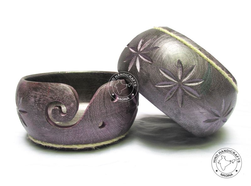 HHC293 Wooden Yarn Bowl