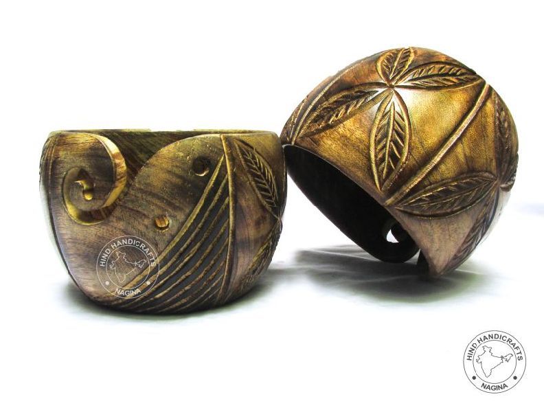HHC295 Wooden Yarn Bowl