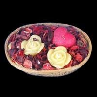 Potpourry Gift Pack With Candles