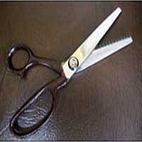 Zigzag Scissor