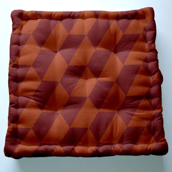 Box Cushion 02