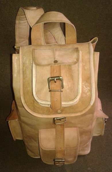 Leather Traveling Backpack 03