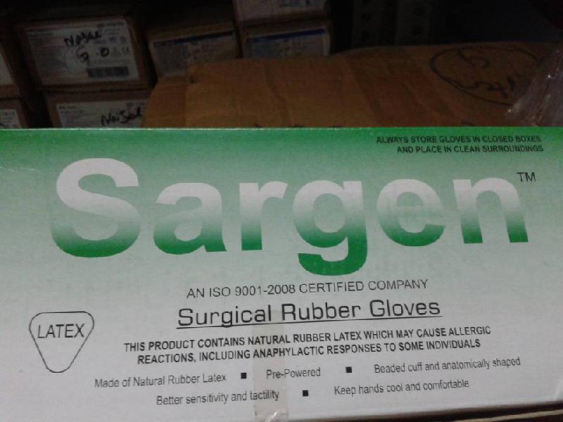 Disposable Surgical Rubber Glove 03