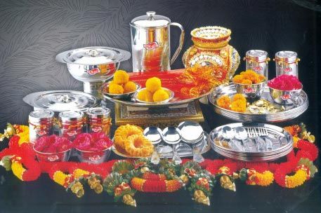 Kumkum Shub Bhandan Dinner Set