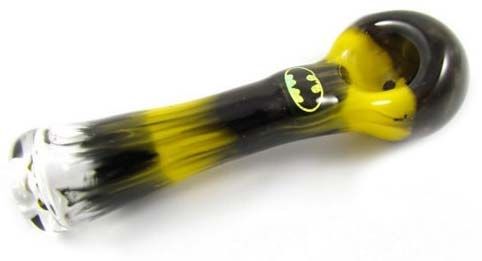 Bat Smoking Pipe 02