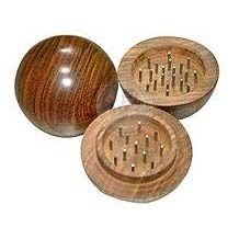 Wooden Tobacco Grinder 02