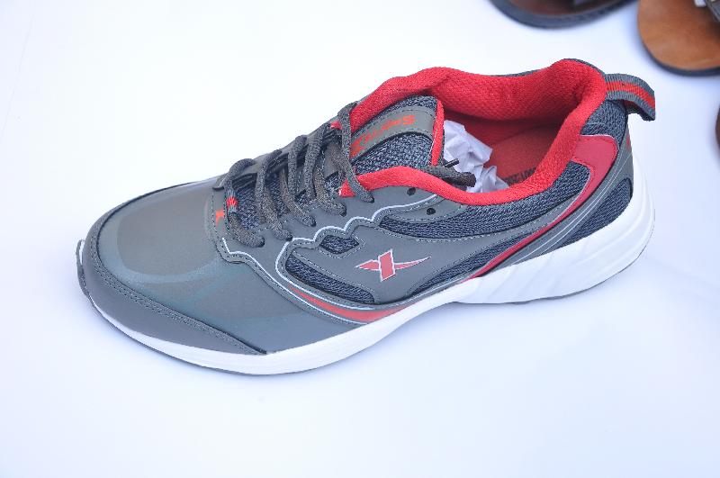 Mens Sports Shoes 05