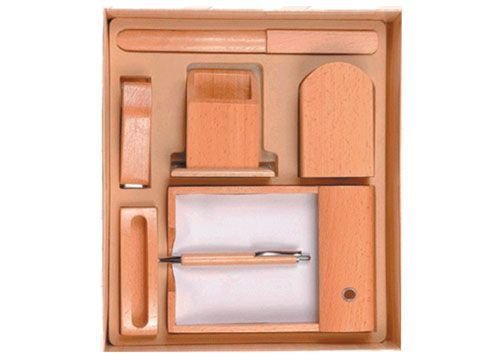 Engraved Wooden Gifts (EL 6203)