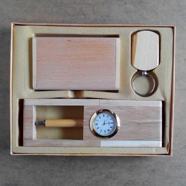 Engraved Wooden Gifts (EL 6204)