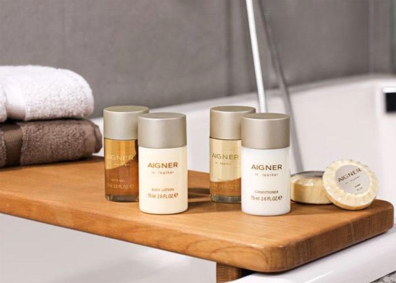 HOTEL TOILETRIES