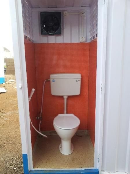 Portable Toilet 03
