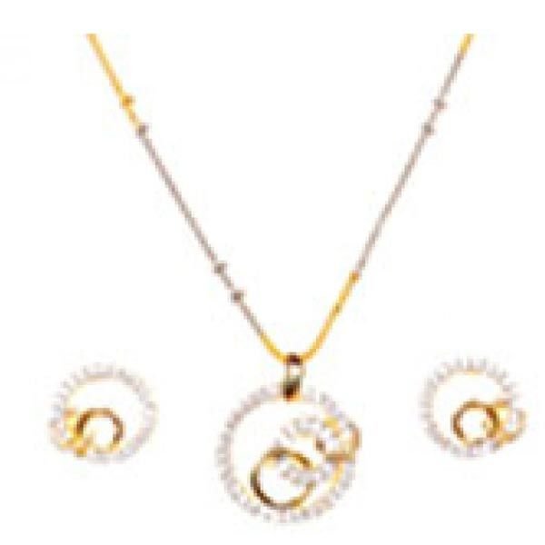 Diamond Circle Pendant Set