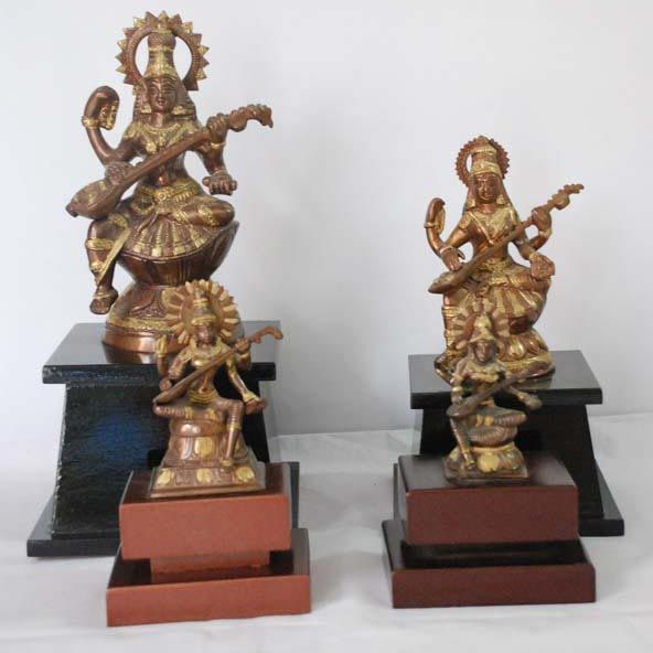 Saraswati Statue