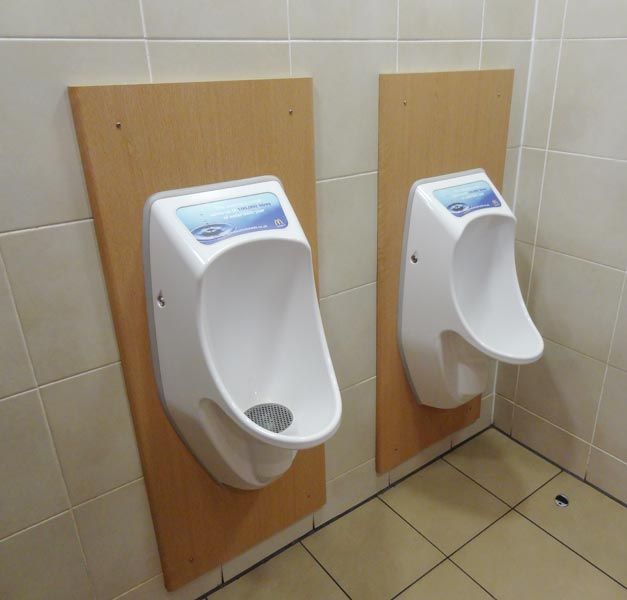 Mens Urinal 01