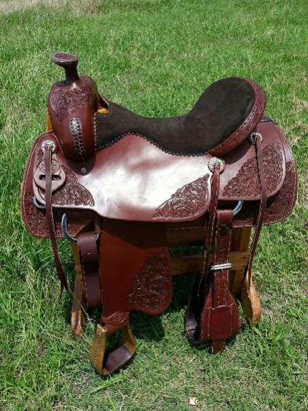 Western Horse Saddle 18