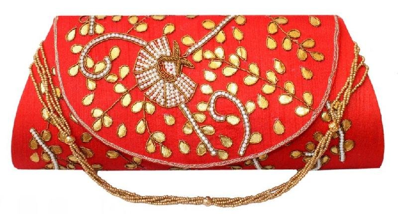Embroidered Clutch 04