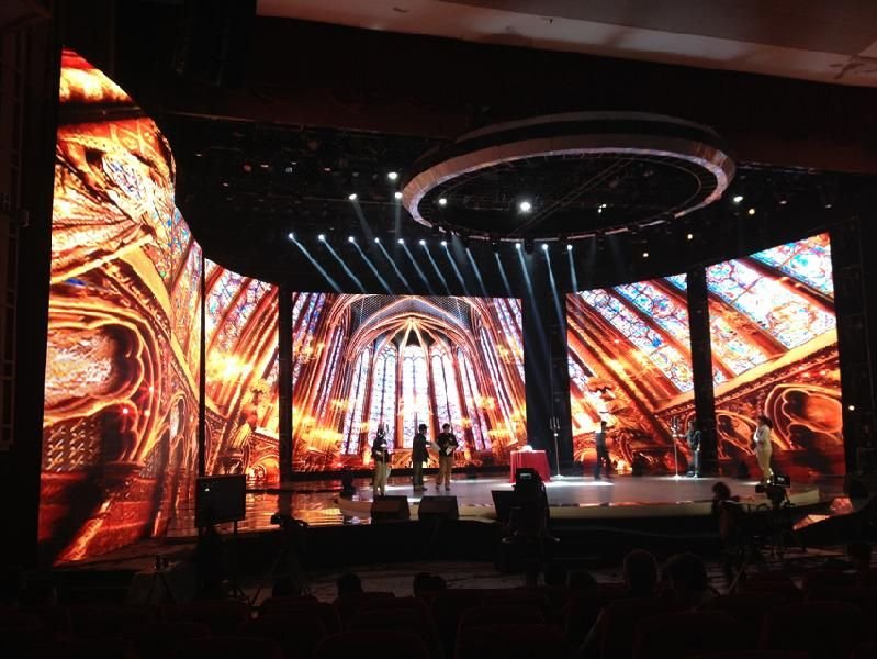 Curved LED Video Wall Screens 06