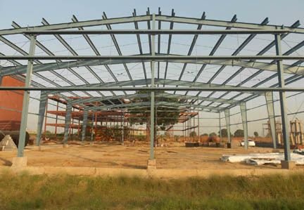 Pre Engineered Metal Building Fabrication 01
