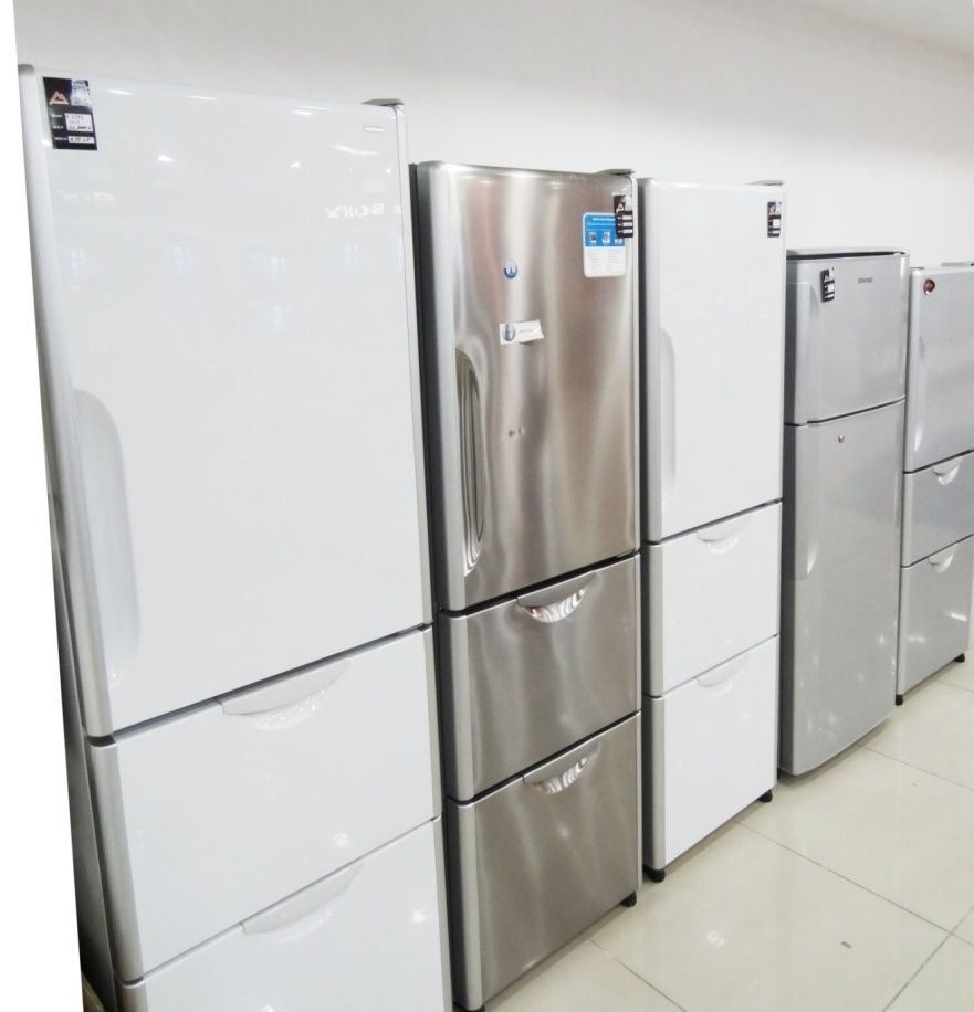 Refrigerator (Hitachi)