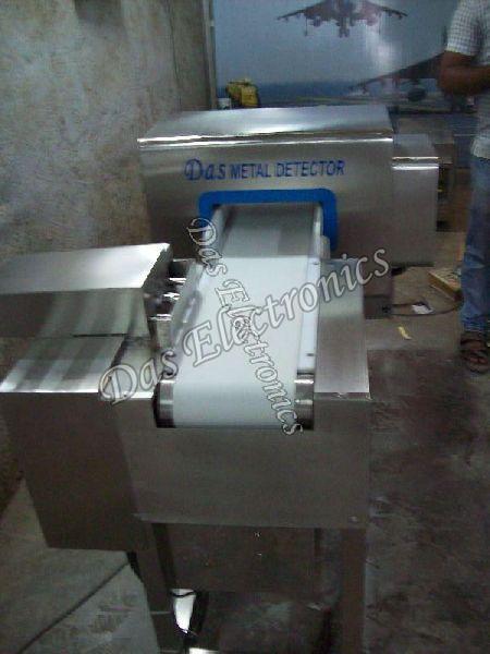 Needle Metal Detector 02